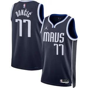 Bellissimo Luka Dončić Dallas Mavericks Jordan Brand Unisex Swingman Jersey Statement Edition Navy  per la Gara Importante